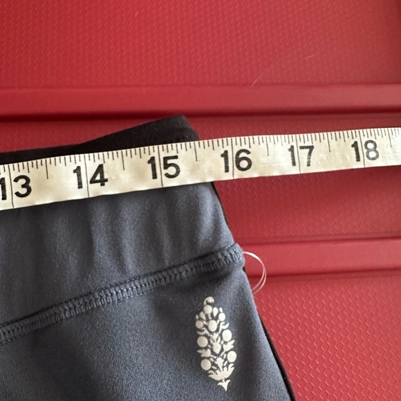 Free people movement pipe dream flare activewear yoga pants size XL - Picture 4 of 8